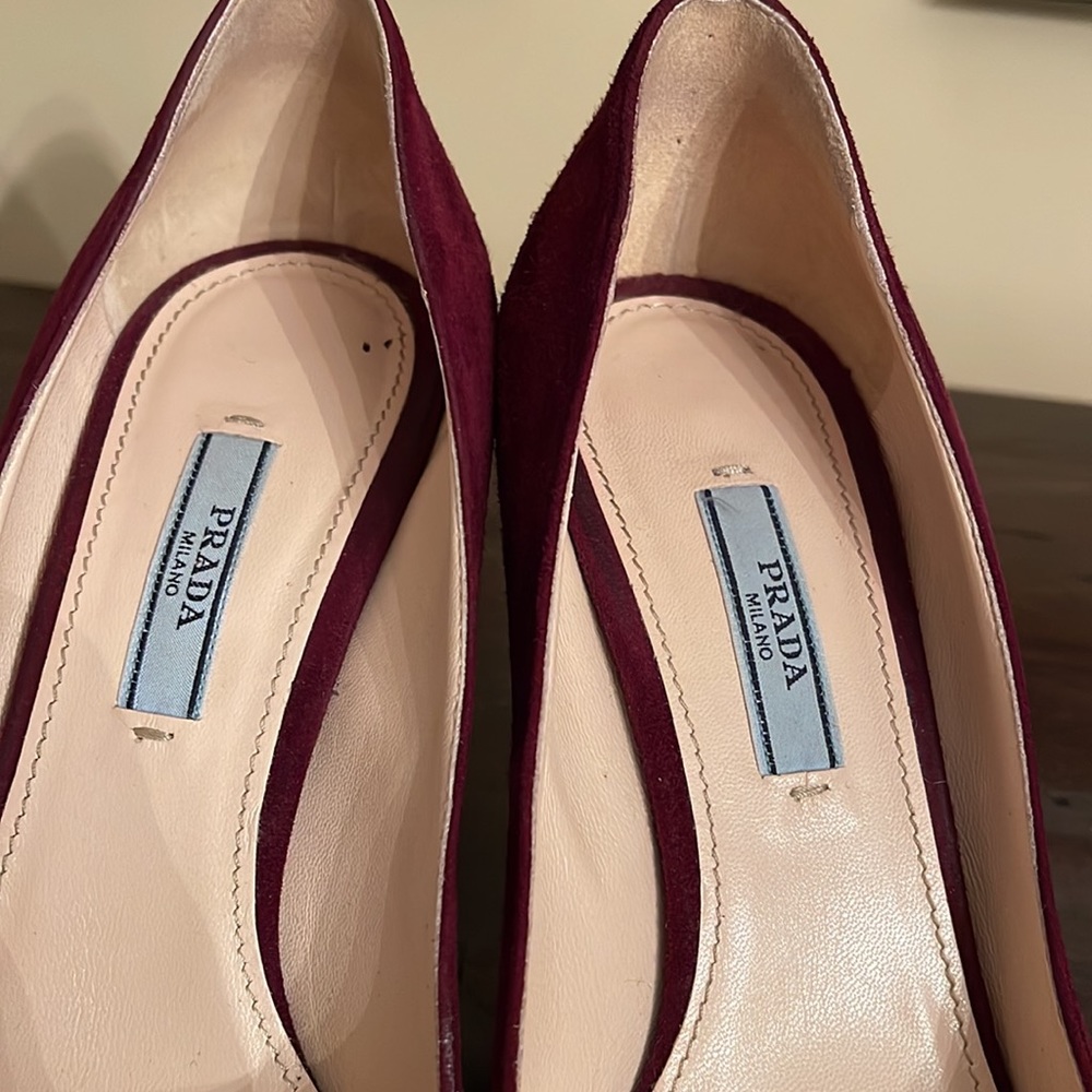 Prada Suede Platform Pump - Picture 7 of 9